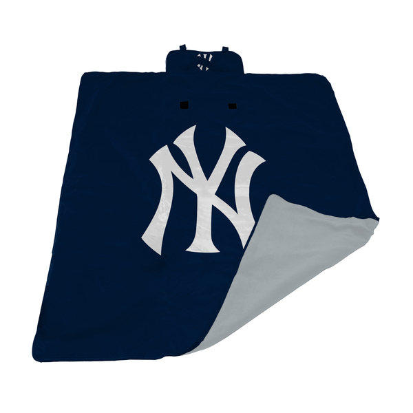 Logo Brands New York Yankees All Weather Outdoor Blanket XL 520-731